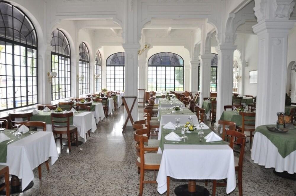 Hotel Tequendama Inn Estacion 부에나벤투라 외부 사진